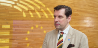 T. Bocheński (PiS): Europa przegrywa wyścig o najbardziej zaawansowaną AI. Przoduje tylko w regulacjach