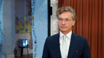 sar-ai-foto